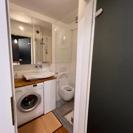 Scandinavian Zoo Atlas Arena Retkinia District Parking Daire