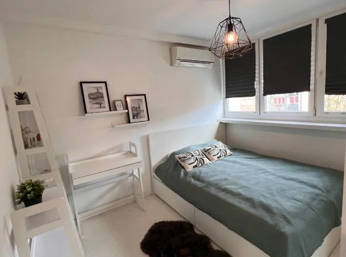 Scandinavian Zoo Atlas Arena Retkinia District Parking *