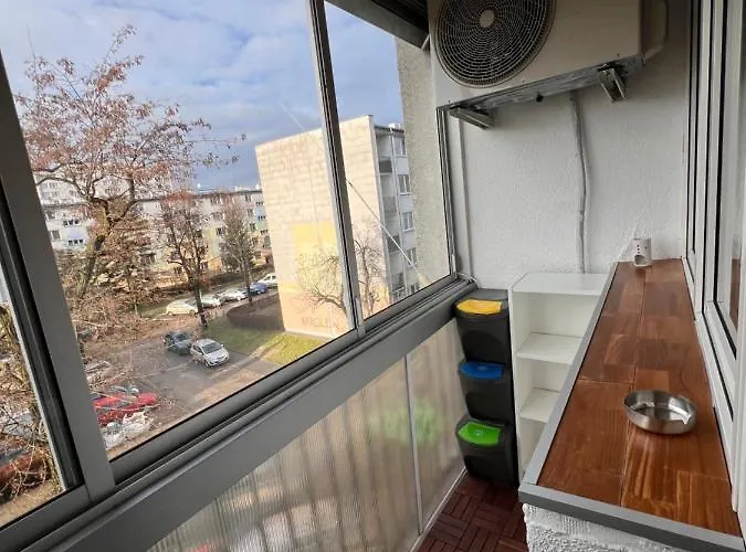 Scandinavian Zoo Atlas Arena Retkinia District Parking * Łódź