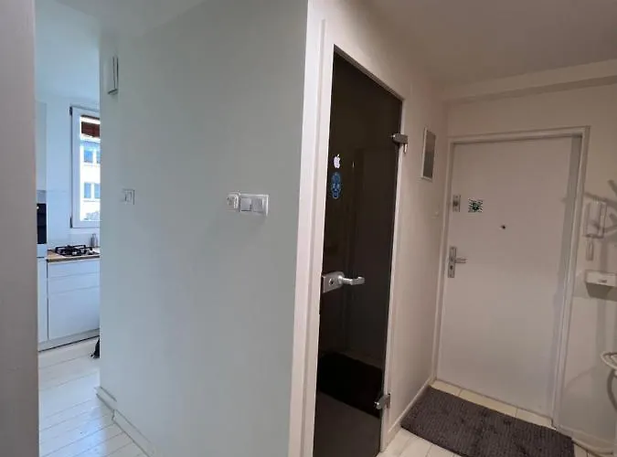 Scandinavian Zoo Atlas Arena Retkinia District Parking *